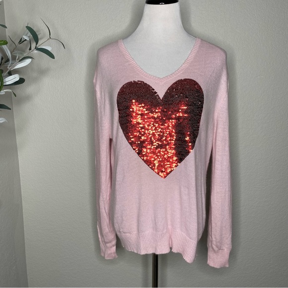 Wildfox the White Label Red Heart Sequin Pink Lighweight Pullover Sweater Small - Picture 2 of 10